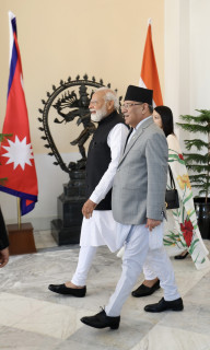 फोहाेर व्यवस्थापनकाे अवलाेकन गर्न प्रधानमन्त्री प्रचण्ड इन्दौर प्रस्थान